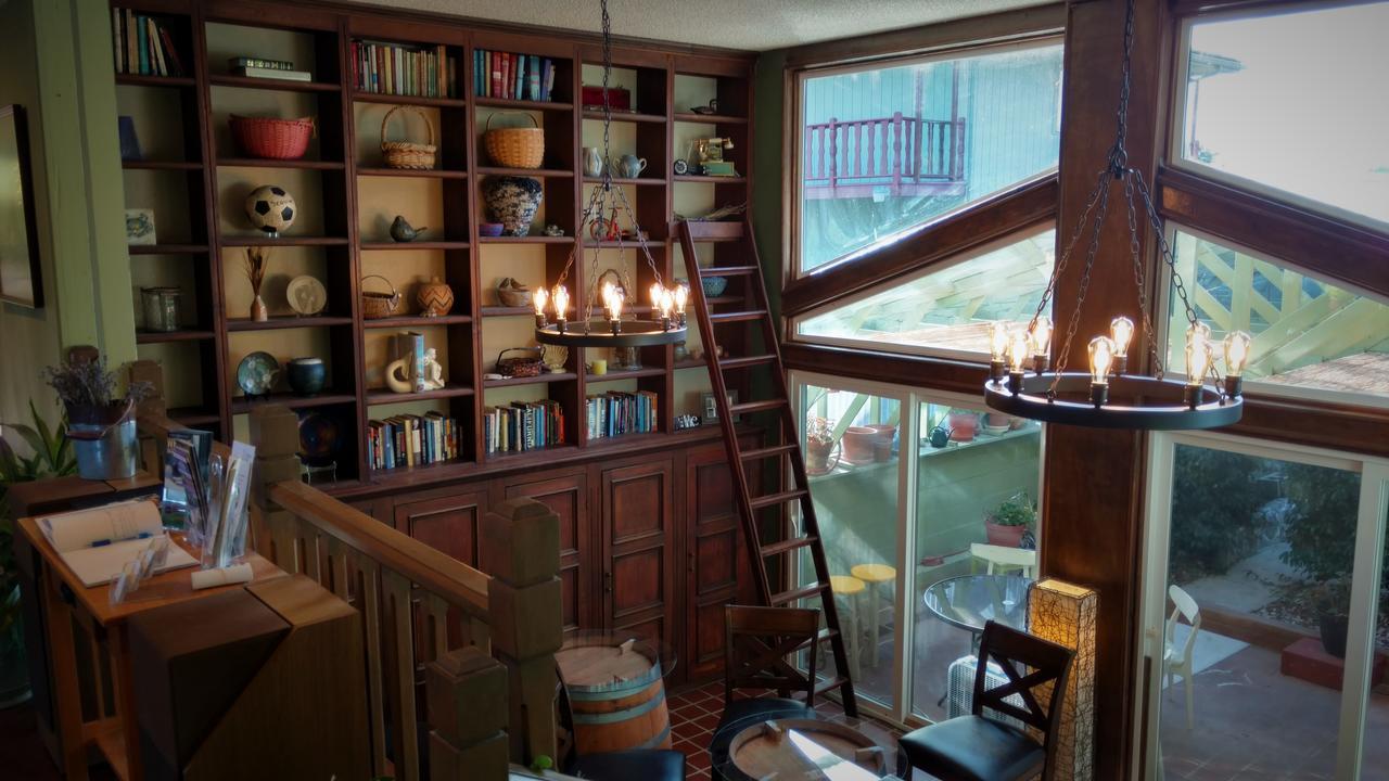 סקווים Greenhouse Inn By The Bay מראה חיצוני תמונה